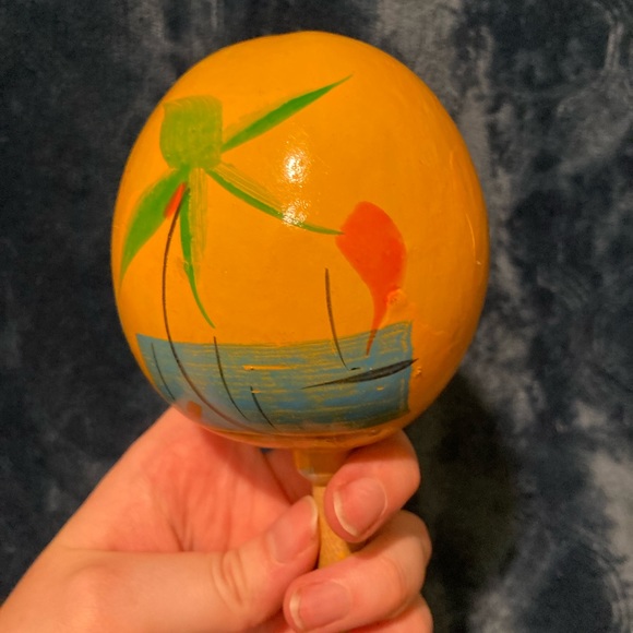 Novelty Yellow Maraca Shaker - Yellow, Beach Sunset, Palm Tree - Picture 7 of 16
